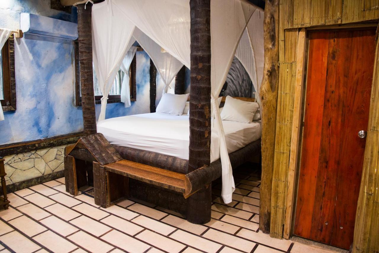Cabanas La Eufemia Тулум Экстерьер фото